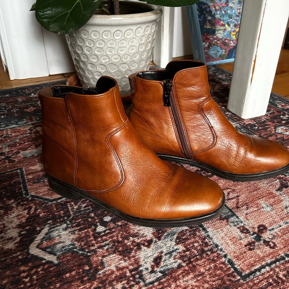 Soft leather Ara boots. Made in Germany.
